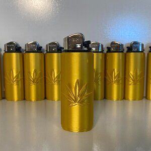 5 Custom Pot Leaf Sleeve with Lighter: Gd-S3 (Gold Finish)